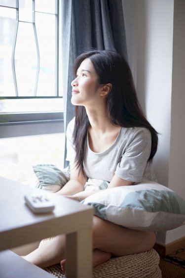 二指挖洞的手势技巧